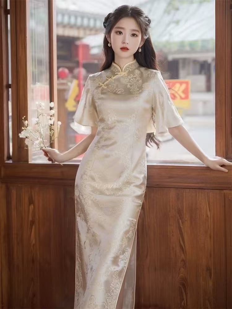 Retro Chinese style hip hugging skirt